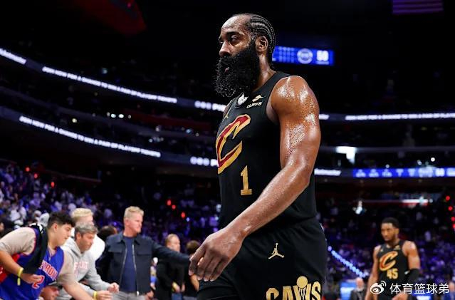 乐鱼集团-狂轰27分6助！成NBA历史首人，但你确实老了，很难再拿总冠军了|詹姆斯|湖人|雷霆|骑士|76人_新浪新闻